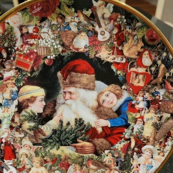1992 Hamilton Christmas Plate A Visit From St. Nicholas by John Grossman 8 1/4” - Picture 2 of 3